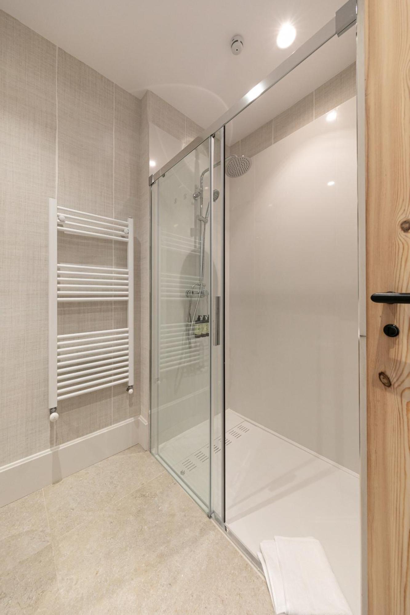 Green-Apartments Reales Atarazanas Suites 세비야 외부 사진